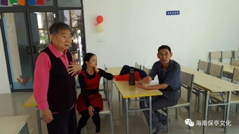 專家志愿者走進圖書館少兒區，開展家庭教育咨詢主題交流